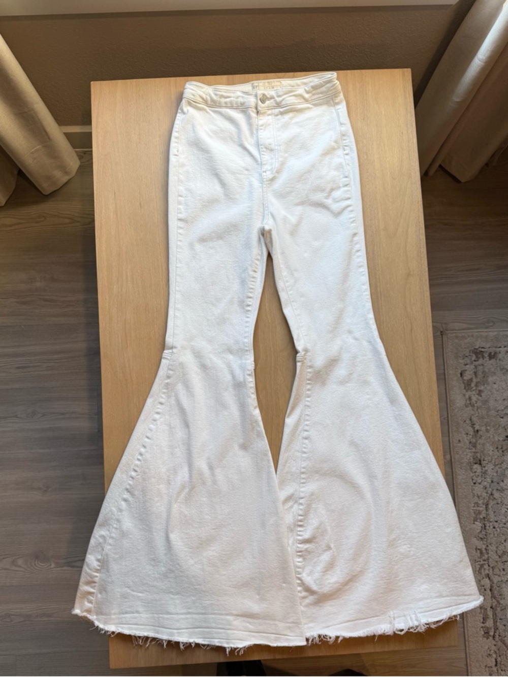 Free People White Super Flare Bell Bottom Jeans Boho Size 28